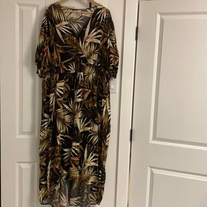 Old Navy. Jungle Print hi-lo dress. Size xxl. Light, airy, perfection.